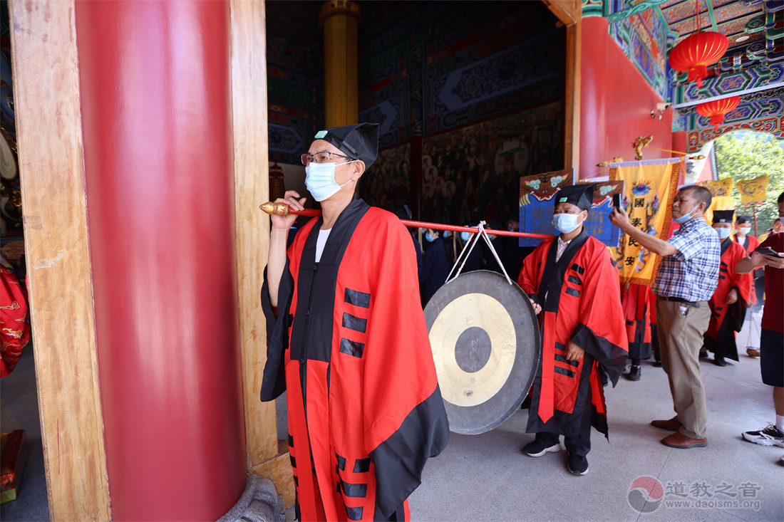 閤皂山大万寿崇真宫辛丑年正一灵宝派传度活动圆满举行