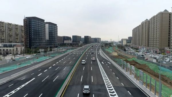 沂河路高架段主线第一段通车