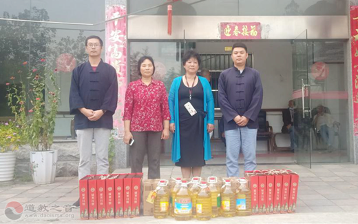 江苏省镇江市道协赴道缘夕阳红养老院开展中秋慰问